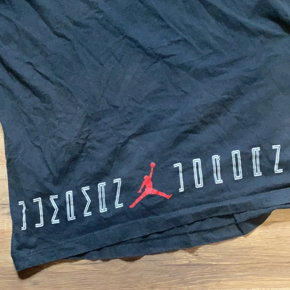 Air Jordan short sleeve Nike shirt - Picture 5 of 5